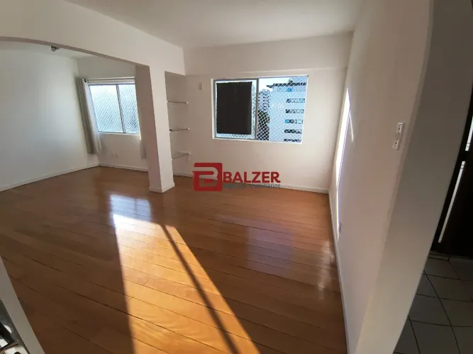 Apartamento 2 dormitórios próximo ao Hippo Alvim
