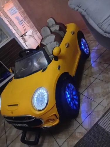 Carrinho infantil mini Cooper 