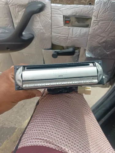 Rádio Sony antigo