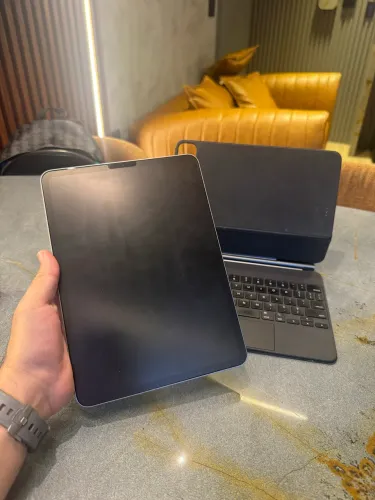 Ipad pro 11 M2 128gb + Magic Keyboard
