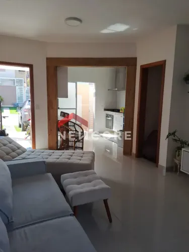 Casa de condomínio em Estrada Danúbio - Jardim Pioneiro - Cotia/SP