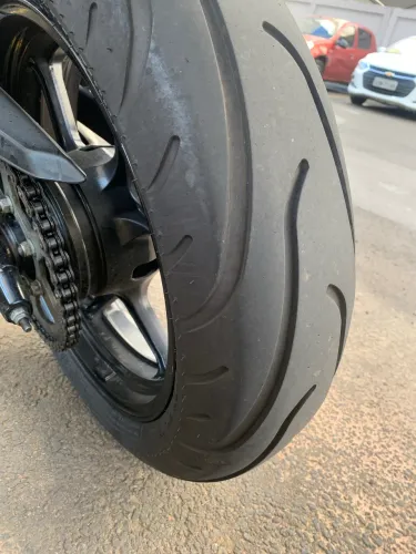 Pneu 160/60-17