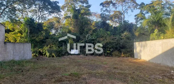 Excelente terreno comercial de 682 m² no Residencial Recanto dos Buritis.
