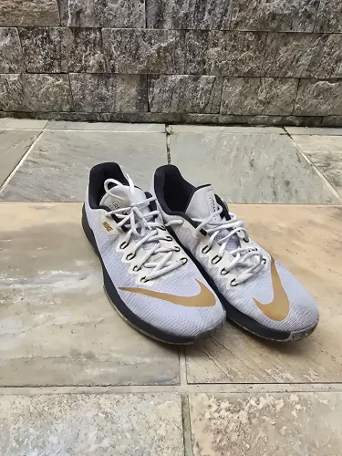 Tênis Nike Branco ( Tam 47BR)