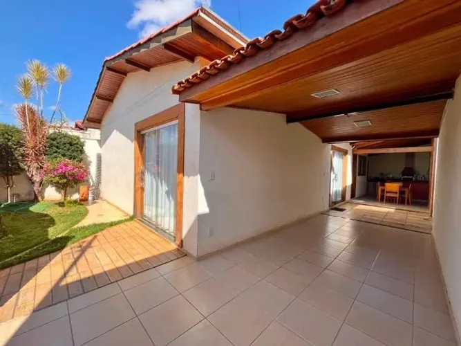 *Vendo casa aqui em Três Barras Linhares