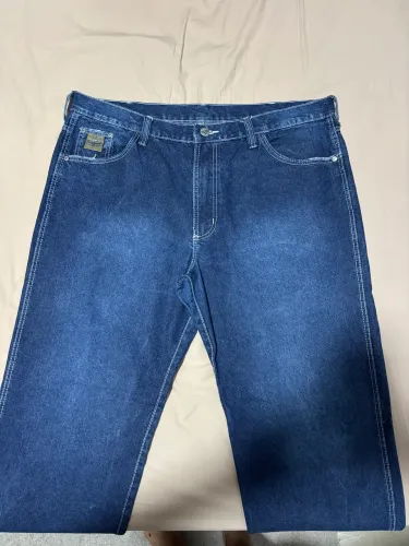 Vendo duas calças country,king farm e team roping tamanho 52