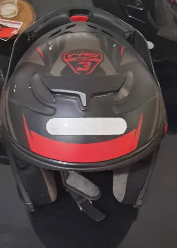 Capacete usado 58