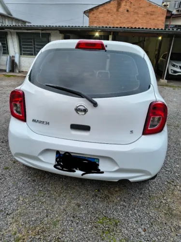Nissan March S 1.0 12V Flex 5P 2017