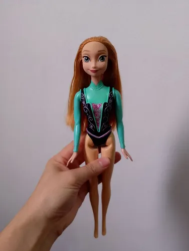 boneca Ana Fronzen Disney