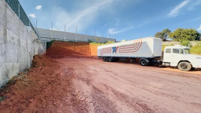 Excelente terreno Industrial 1.090,00 M2 a venda em Bragança Paulista.