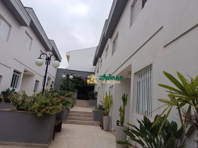 Sobrado com 3 dormitórios à venda, 79 m² por R$ 490.000,00 - Vila Nilo - São Paulo/SP