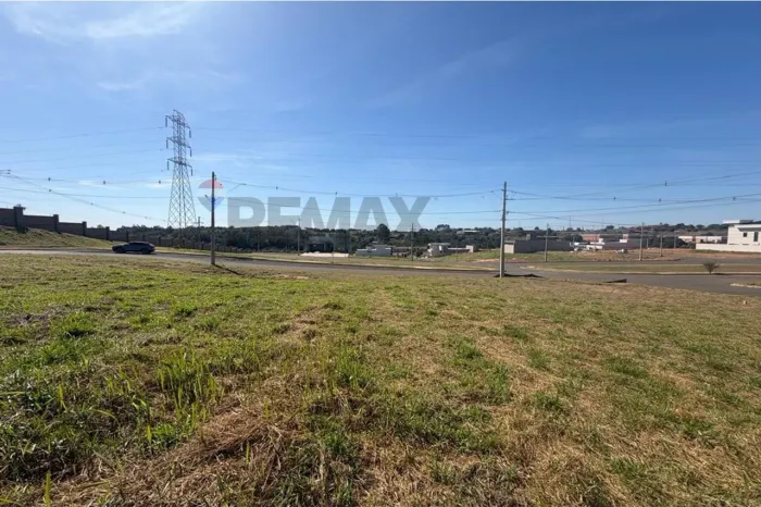 Excelente terreno em condomínio fechado em Botucatu/SP