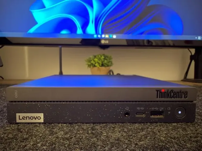 Mini PC Lenovo ThinkCentre neo 50q Gen4 Intel Core i5-13420H 8GB DDR4 256GB SSD NVMe Win11