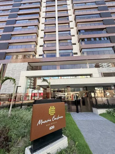 Mansão Emiliano 200m2 com 4 suítes [20795]
