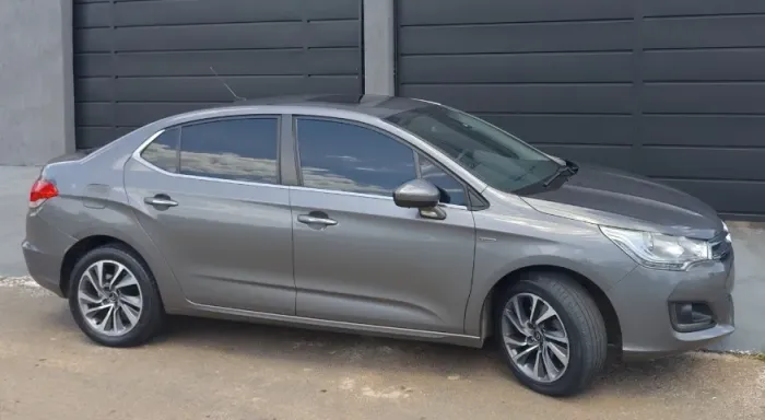 Citroen C4 Lounge Exclusive 1.6 Turbo Flex Aut. 2017