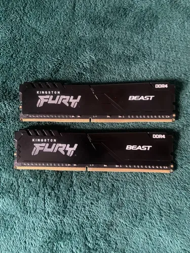 Par de memória ram Kingston Fury Beast 16gb (2x8GB) DDR4 2400MHZ