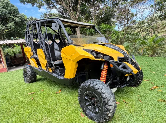UTV CAN AM Maverick 1.000- 4 lugares