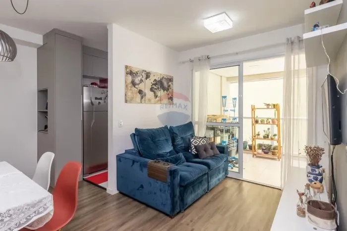 Apartamento à venda 51 m² | 2 dorms | 1 vaga | Varanda Aclimação