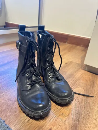 Bota coturno 