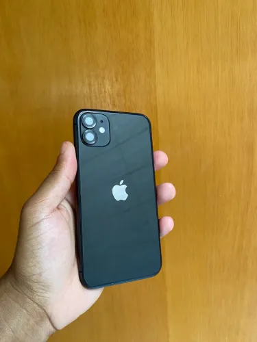 iPhone 11 64Gb Bateria 80%