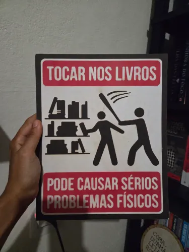 Quadro decorativo livros