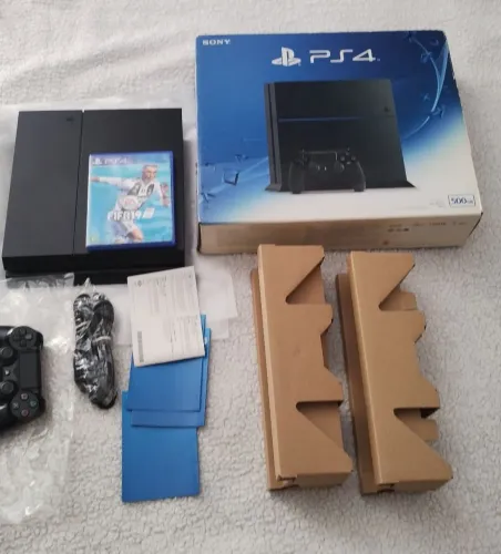 Vendo PlayStation 4