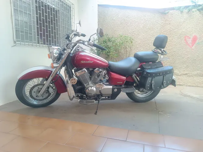 Shadow 750cc Ano 2006