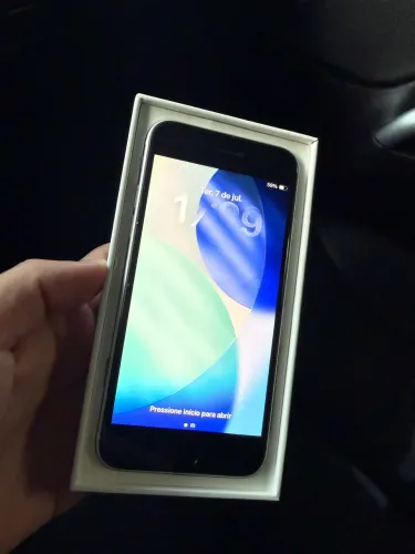 iPhone SE 64GB Branco - Impecável com Caixa (Até 2x sem Juros!)