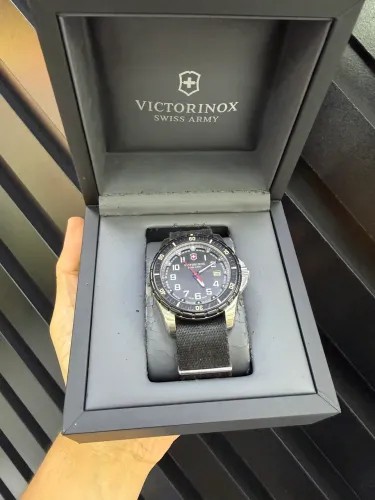 Relógio Victor inox swiss army 