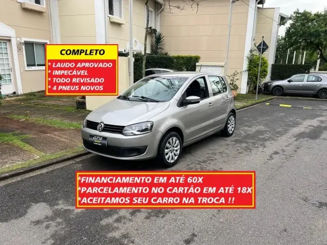 Volkswagen Fox 1.0 MI Total Flex 8V 5P 2012