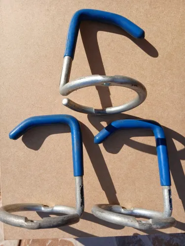Ganchos Bicicleta Parede Apartamento/Garagem - Usados