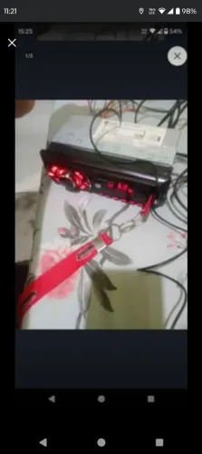 Vendo rádio com bluetooth estalado nele recentemente leia informações localização de Mada