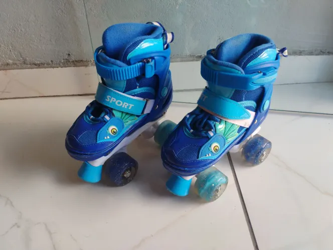 Vendo Patins Infantil Semi-Novo