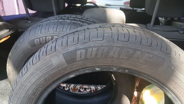 Vendo 3 pneus aro 16 meia vida