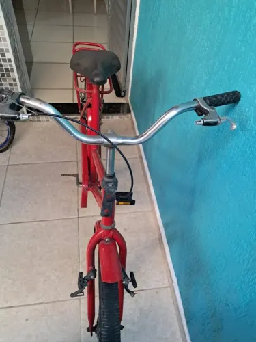 Bicicleta vermelha