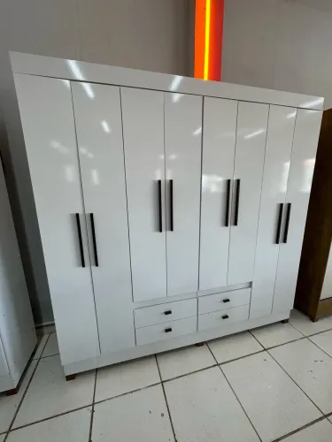 Guarda roupas casal 8 portas 4 gavetas