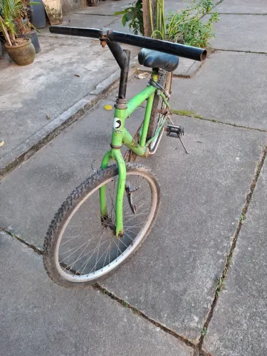 Bicicleta aro 24 precisando de ajuste e trocar Guidão