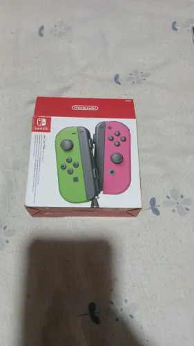 Par de Controles Joy - Con Pink & Green Original da Nintendo Completo com Caixa