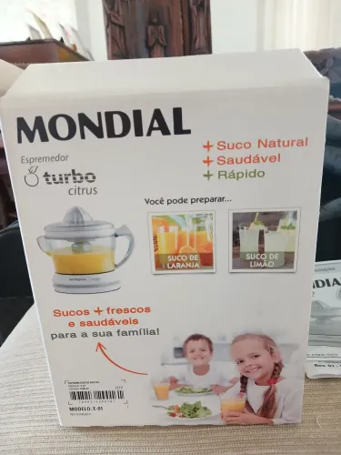 Espremedor de frutas MONDIAL