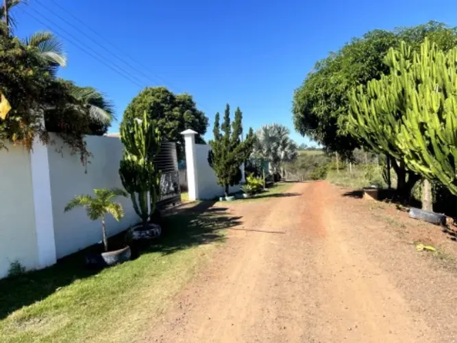 Terreno de 8.500m2 em São Domingos ( Próximo ao Porco no Tacho )