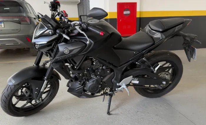 MT03 2024/2025 1177 km rodados - APENAS VENDA