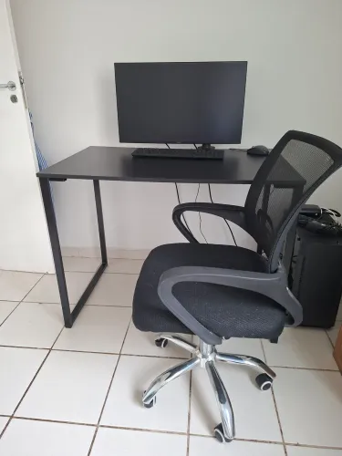 Mesa Escritório + cadeira
