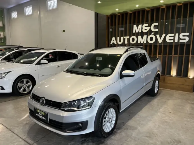 Volkswagen Saveiro Highline 1.6 T. Flex 8V CD 2016
