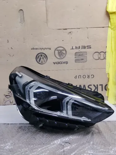 FAROL BMW X1 LADO DIREITO 2023 2024 2025