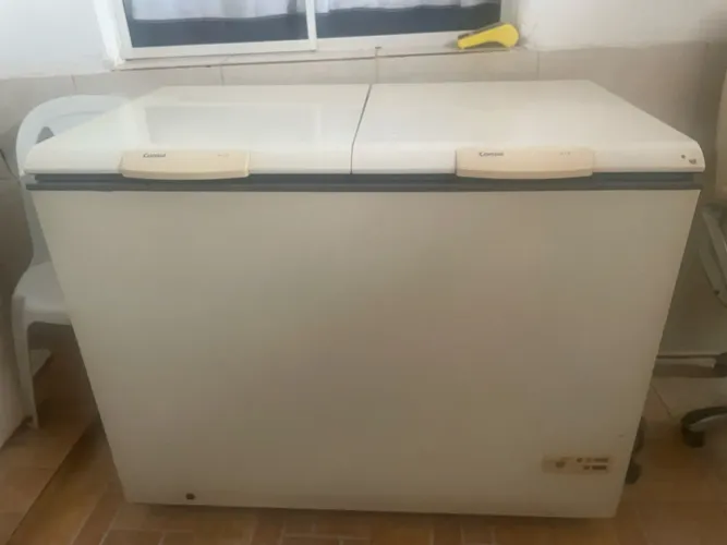 Vendo bem conservado 415 lt