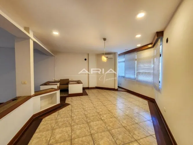 Casa para locação no Jardim Andrade, região Oeste de Londrina PR