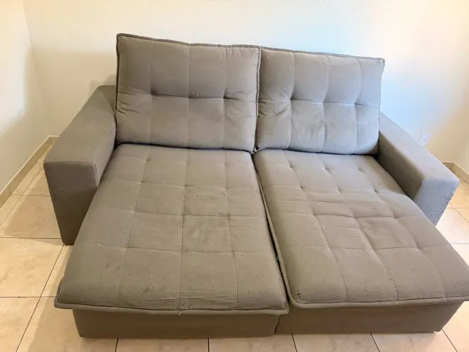 Sofá retrátil 