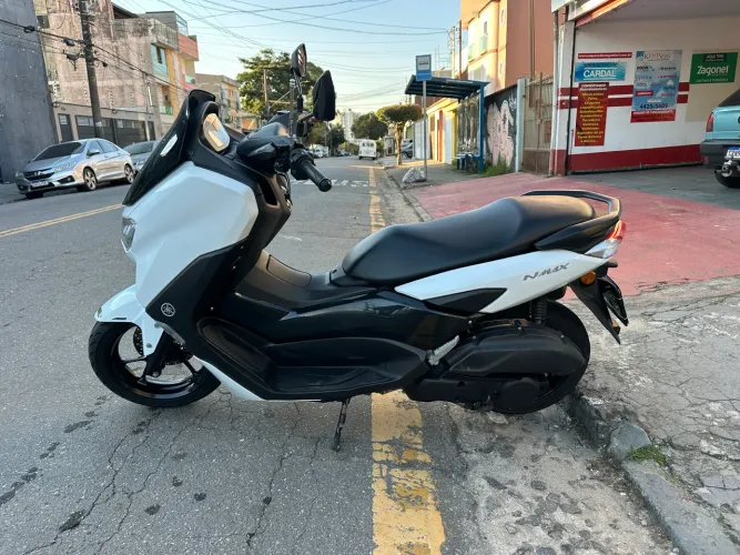 Moto N-Max 160 2022 Scooter/Automatica