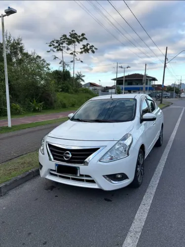 Nissan Versa Unique 1.6 16V Flexstart 4P Aut. 2018