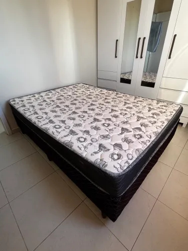 Cama box casal - excelente estado